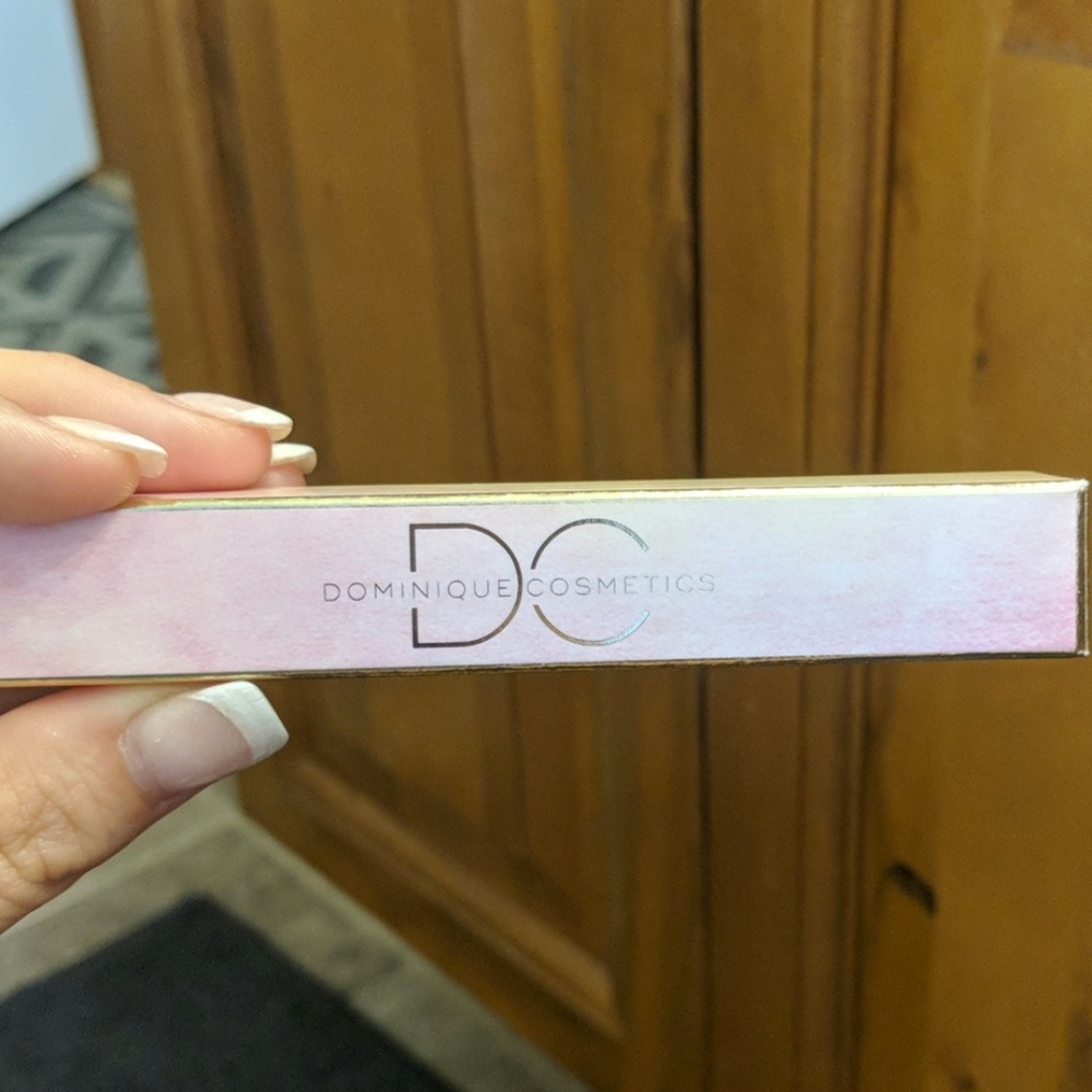 DC Gloss